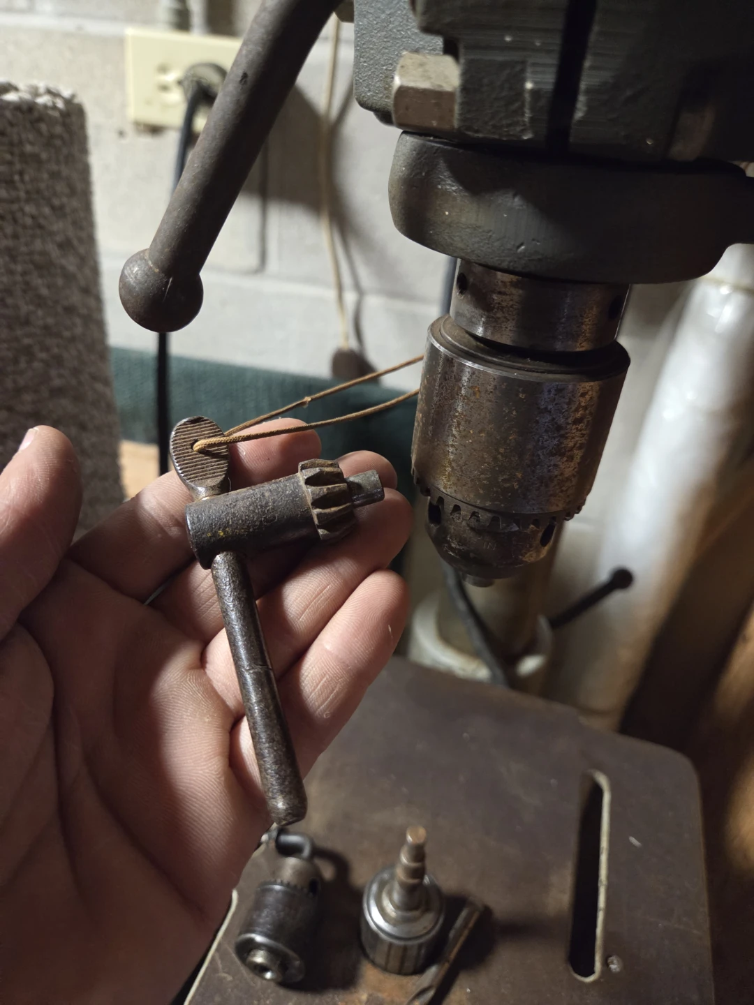 Vintage Rockwell 15" Industrial Drill Press (Series 15-240 - photo 5