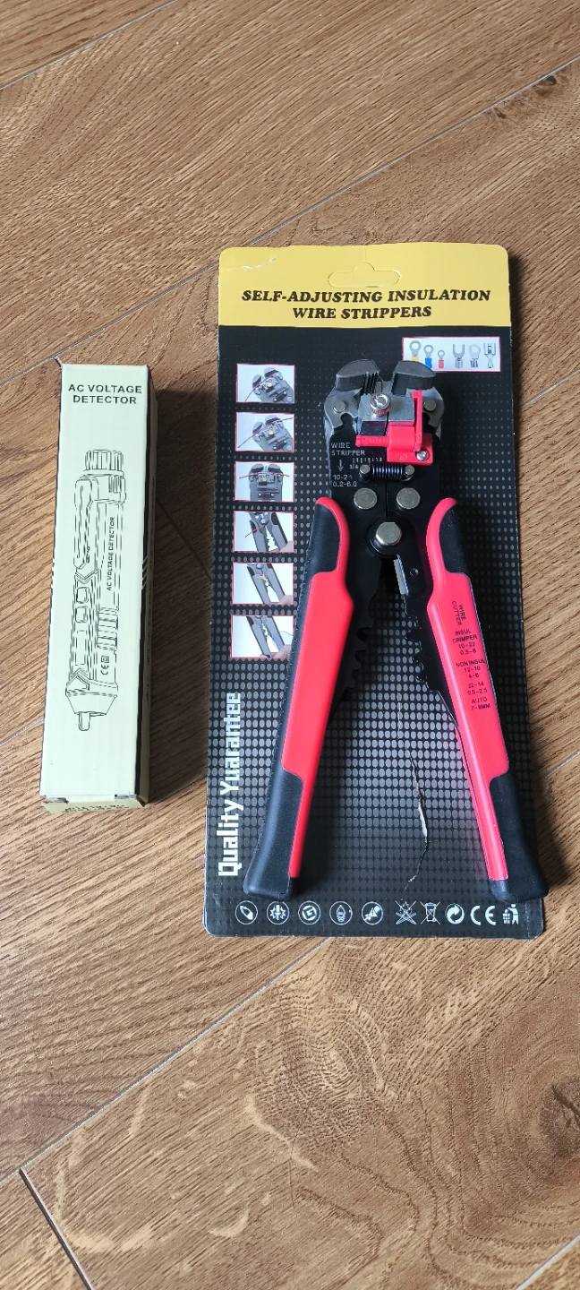 Self-Adjusting Wire Strippers and Voltage Detector Set - photo 3