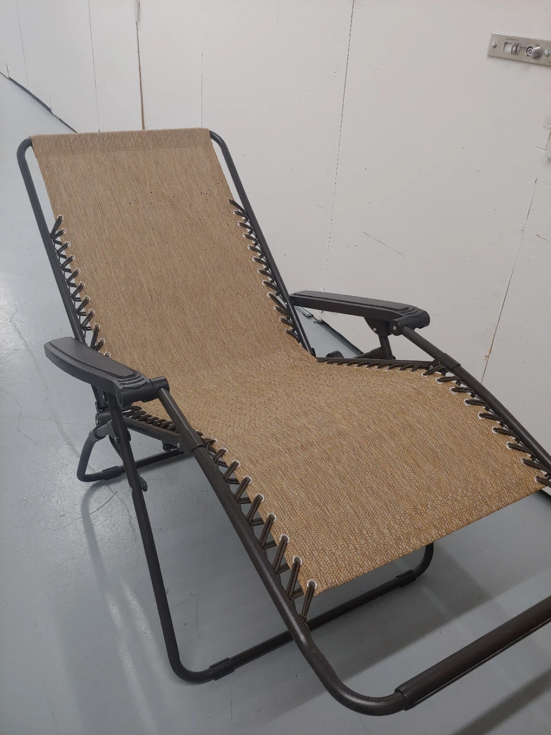 Zero Gravity Chair for massage therapist or outdoor use - photo 2