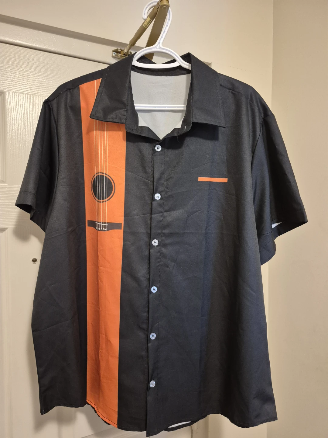 Men's short-sleeved Guitar Themed Shirt ⚽️