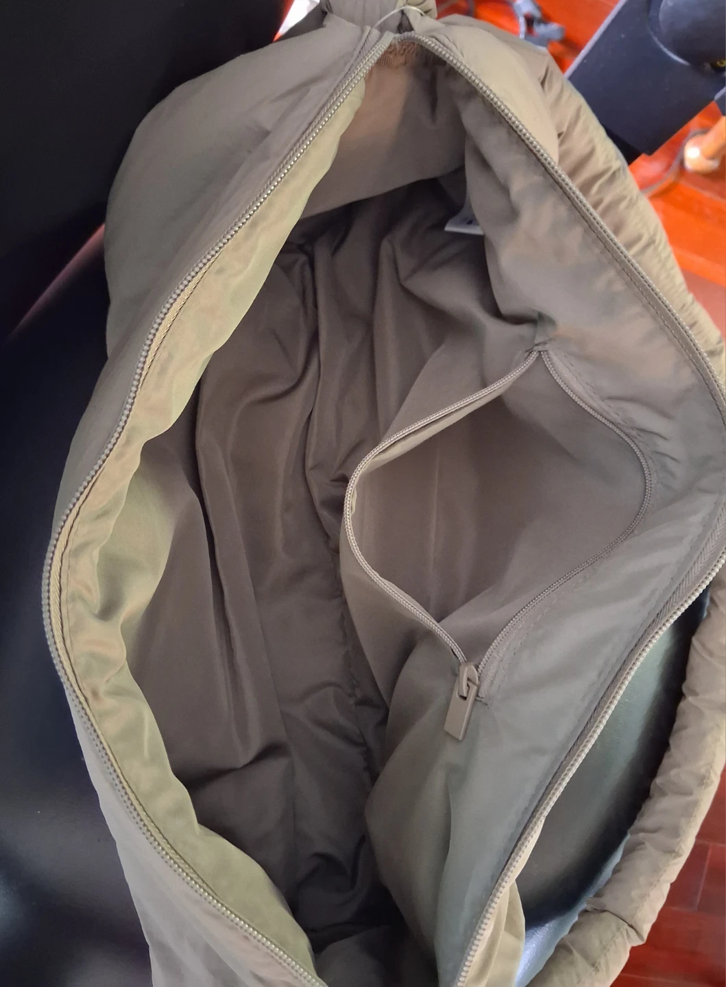 Hyba Puffer Bag - photo 4