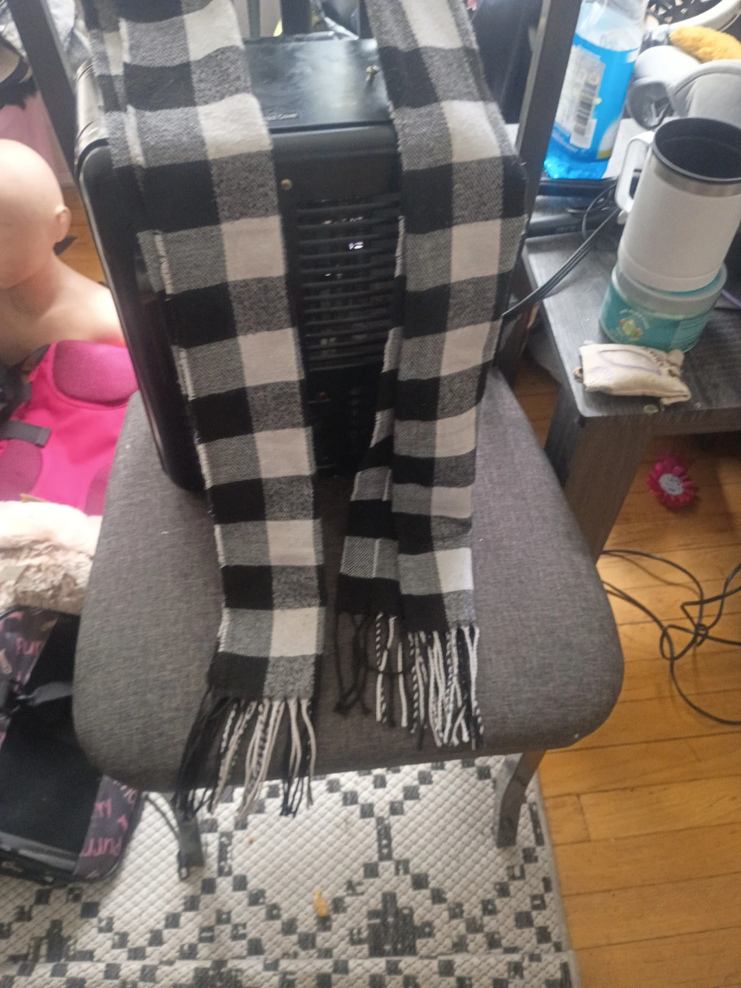 ⚽Black and White Buffalo Plaid Scarf