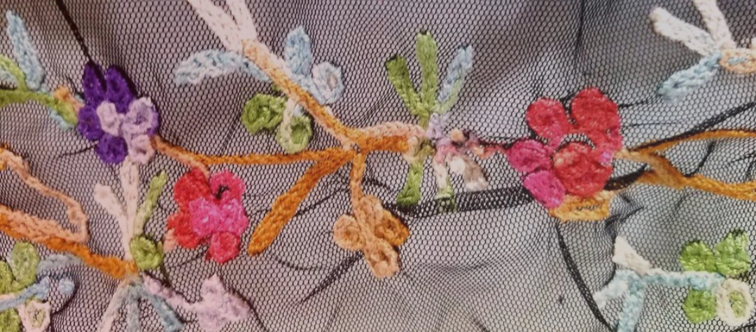 🧣Le Chateau Embroidered Scarf🧣 - photo 3