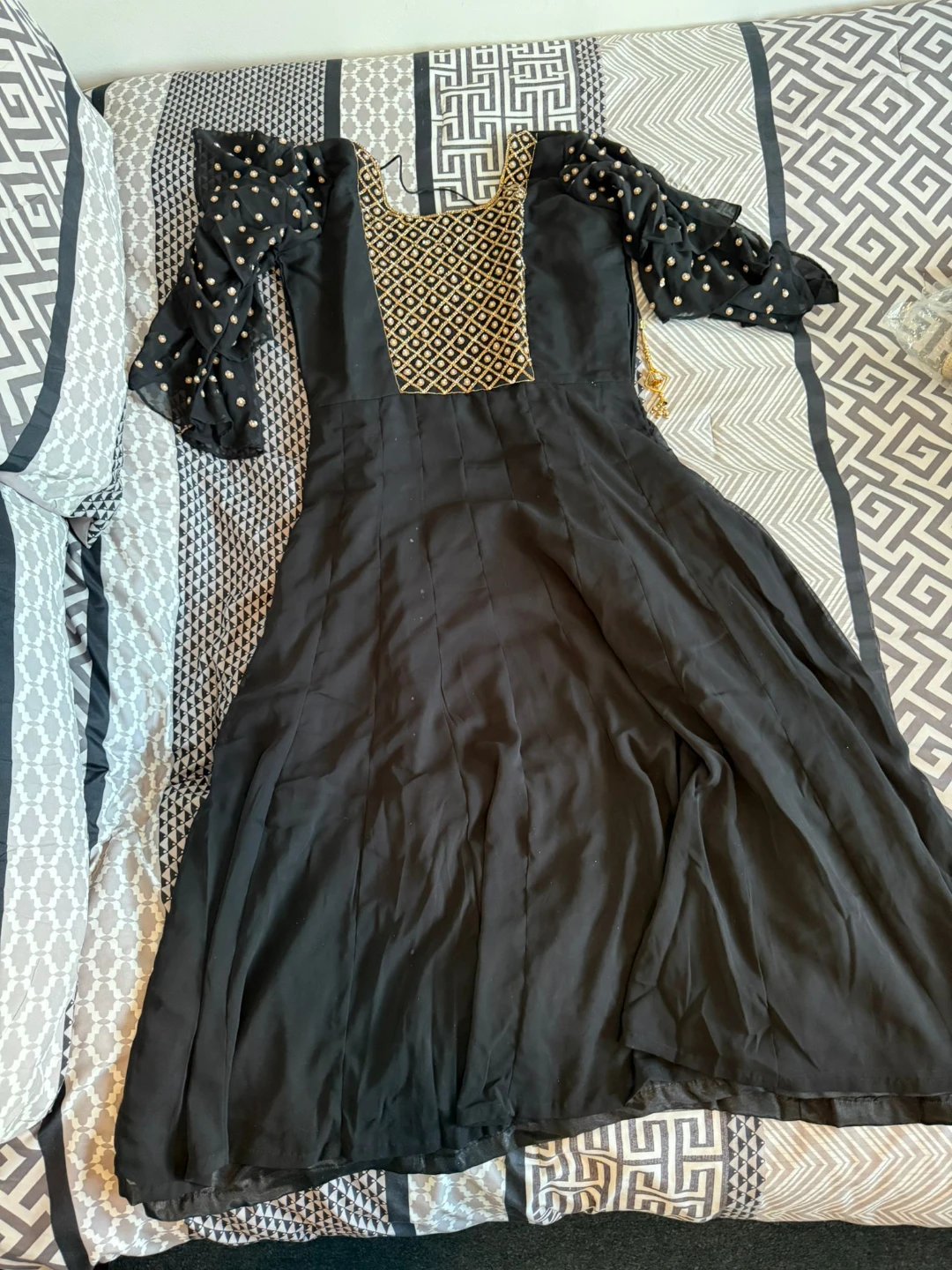 Black anarkali