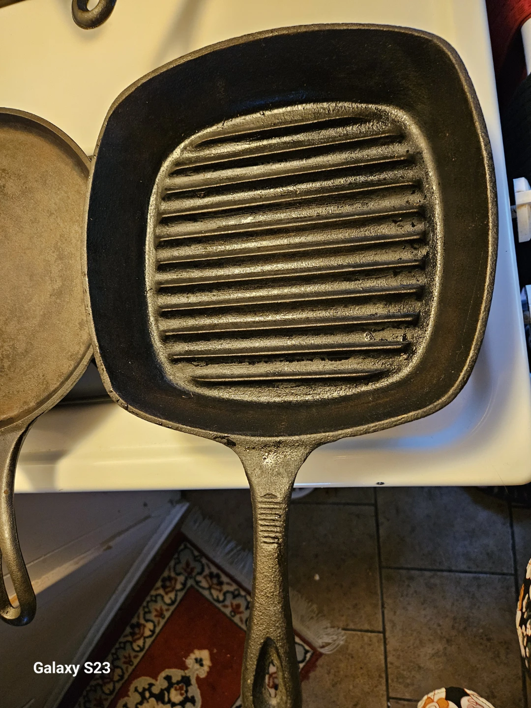 Set of 4 Cast Iron Pans - photo 5