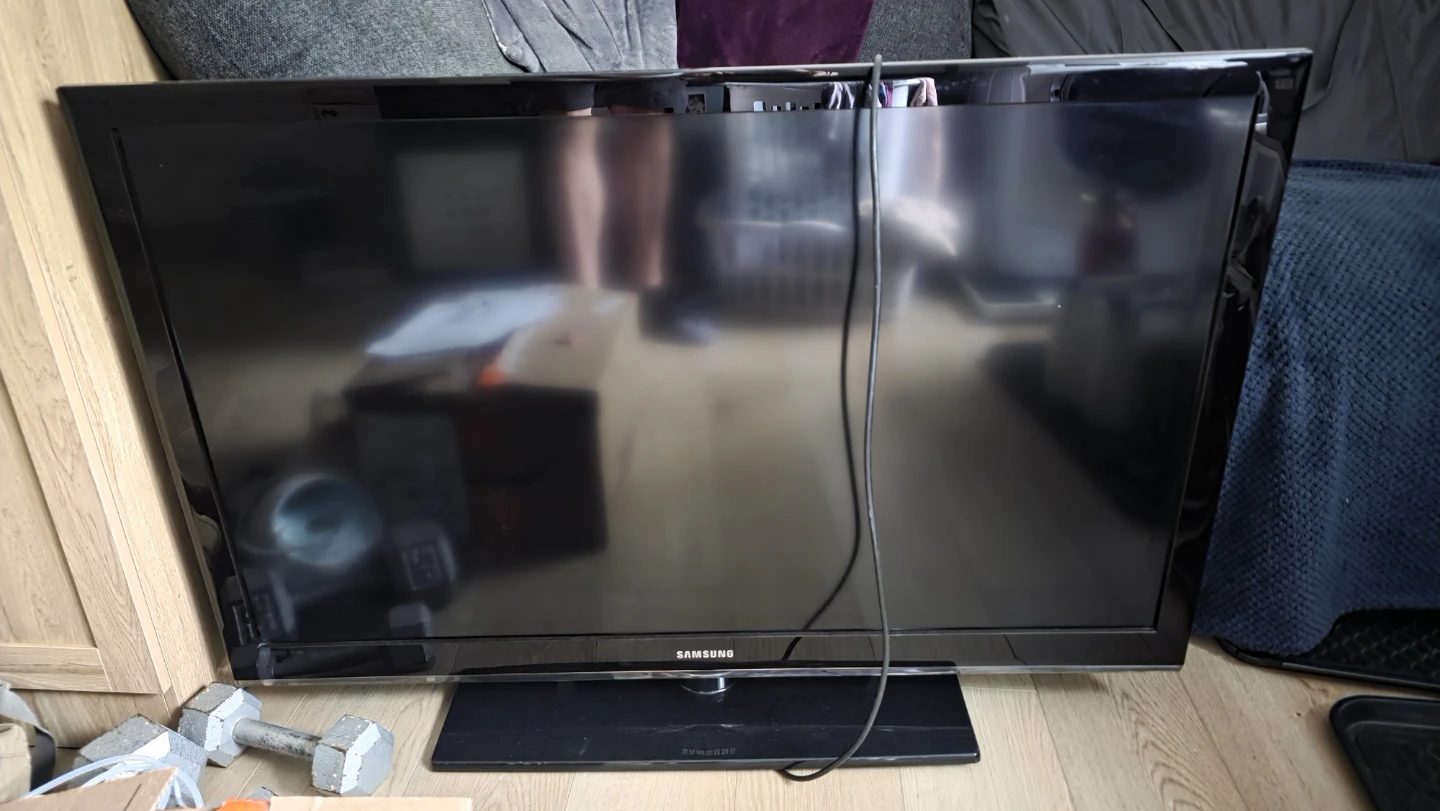 Samsung LN46C630 46" LCD HDTV