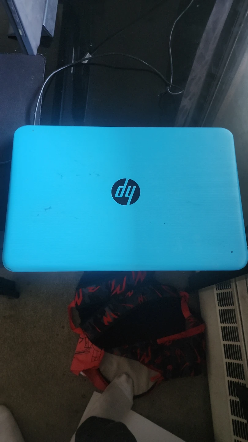 Laptop forgot password and last time used was slow taking offers - photo 2