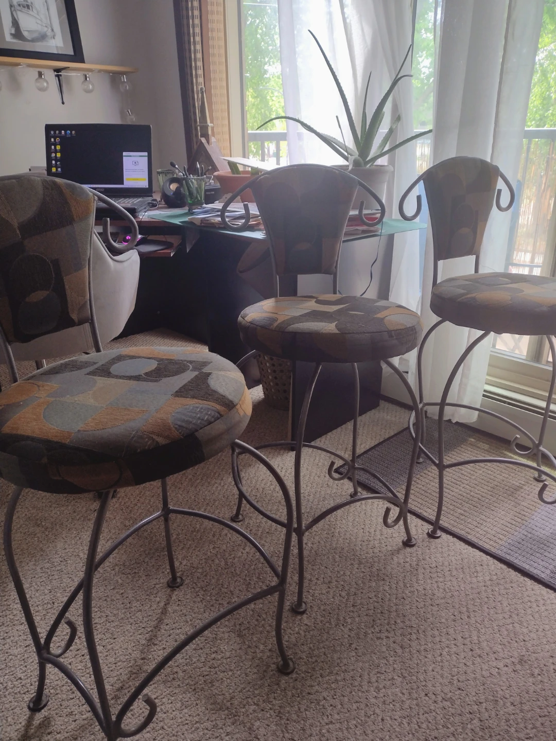 3 Bar Stools Comfy counter height Fabric Seat - photo 2
