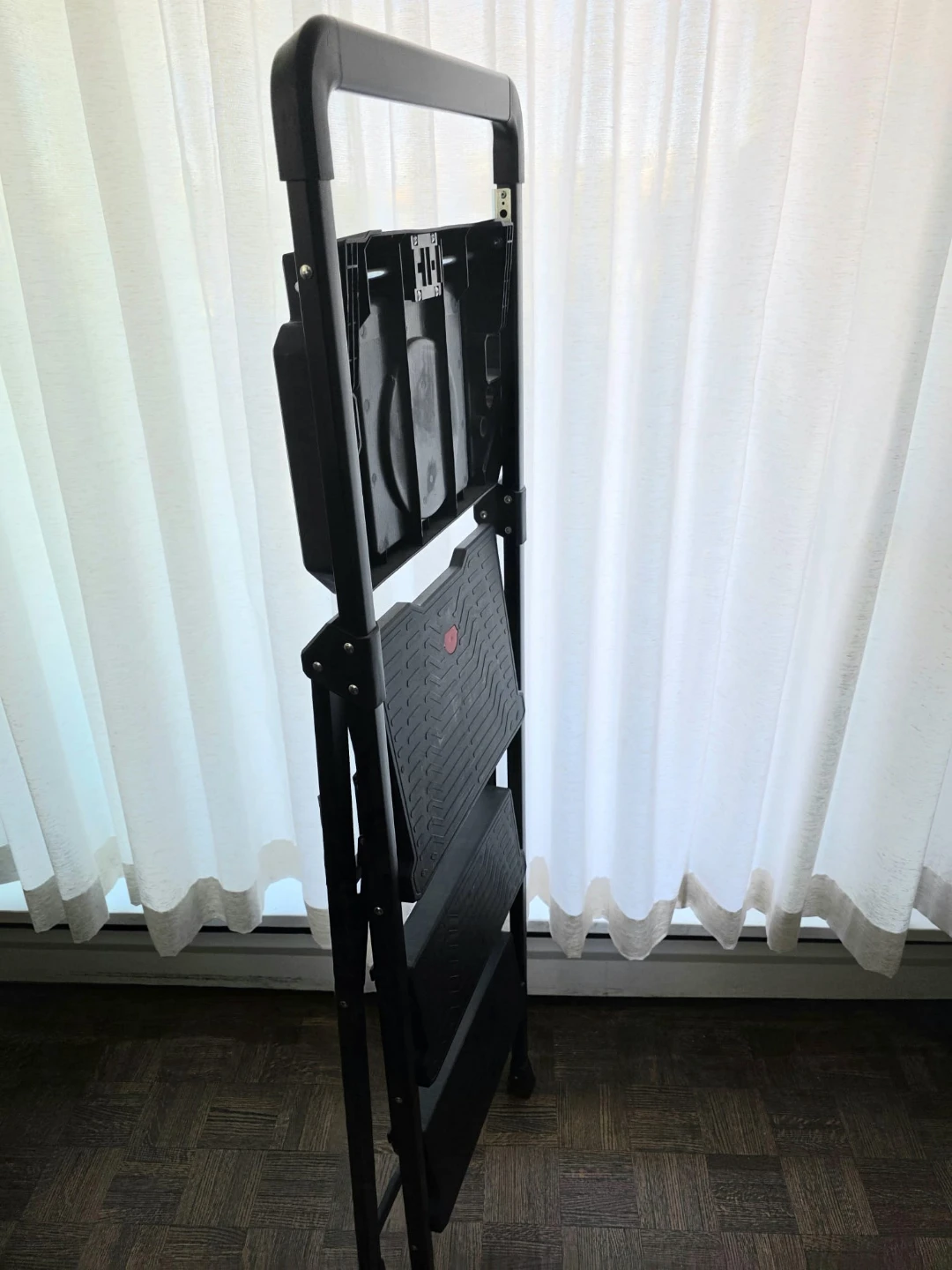 Mastercraft 3-Step Ladder - photo 4
