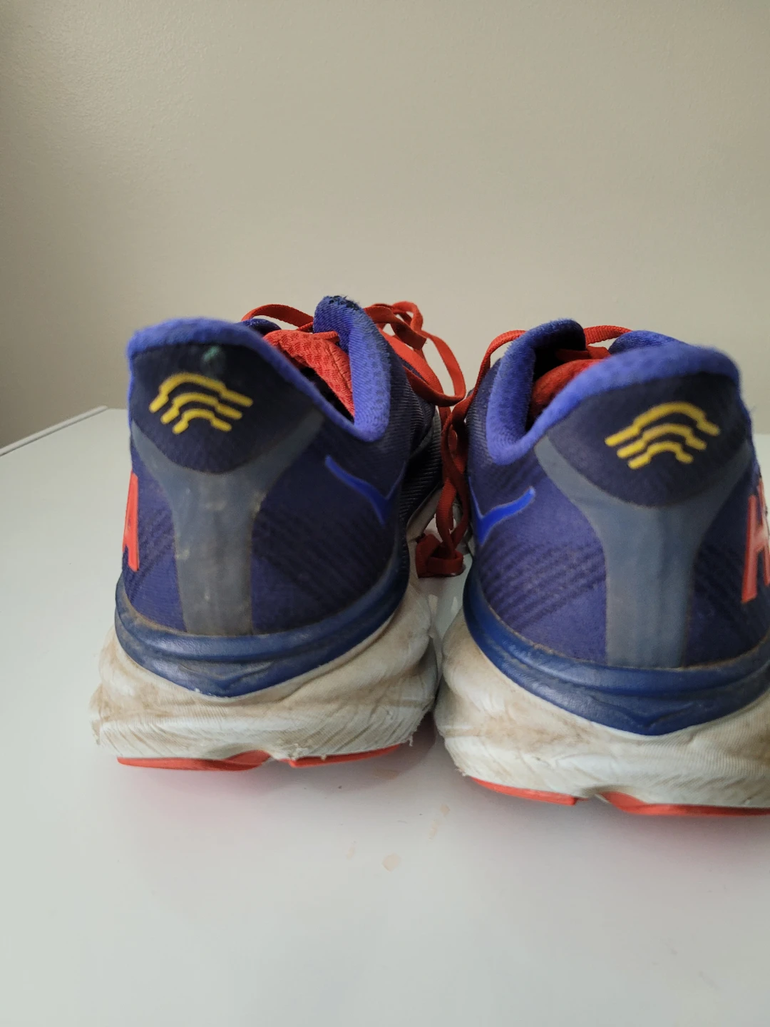 Hoka One One M Clifton 9 Running Shoes size 11.5D - photo 3