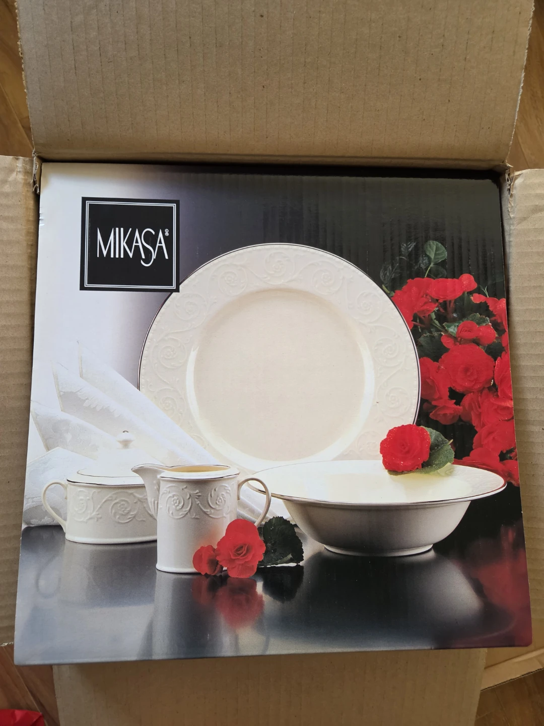 Mikasa Plaza Platinum 5 pc Serving Set
