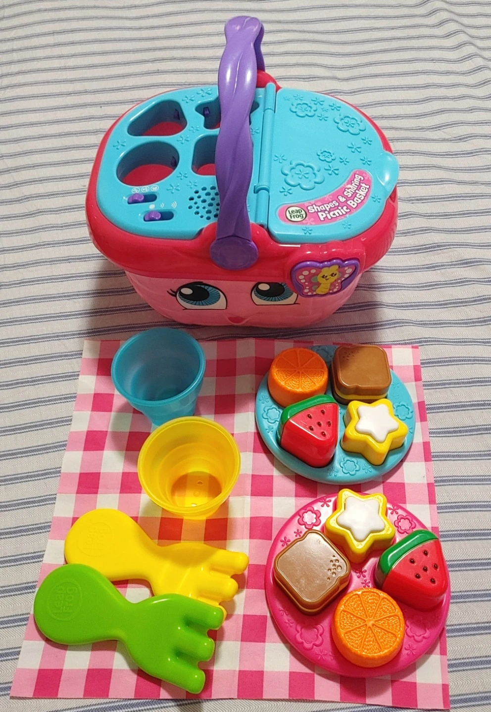 LeapFrog Picnic Basket and Book