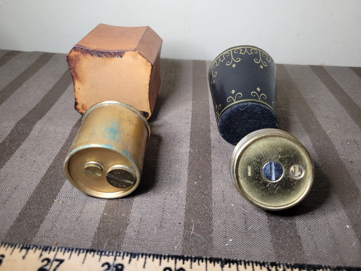 2 Vintage petrol table Lighters Leather case Japan - photo 2