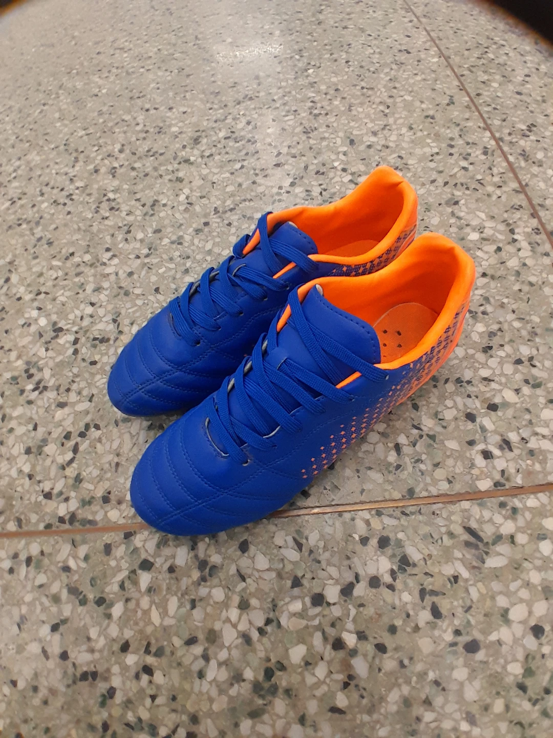 Blue and Orange Soccer Cleats Men's Size 7.5 - photo 4