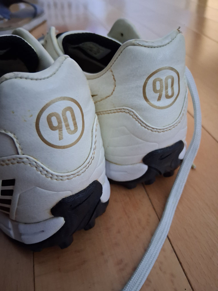 Nike Total 90 Football Cleats