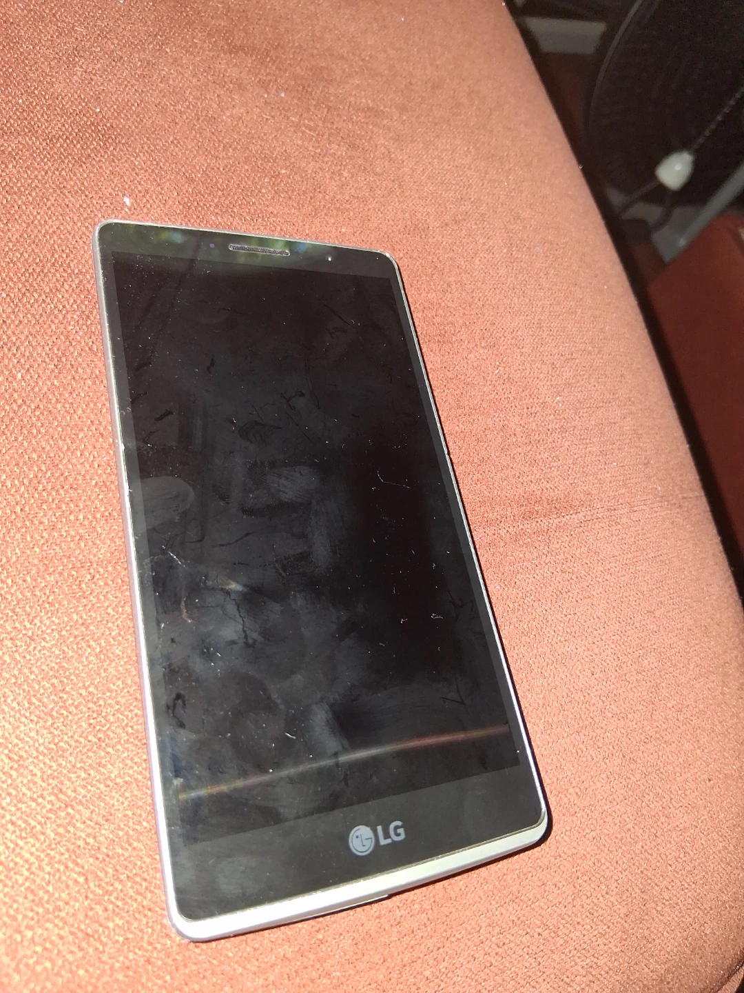 Lg optimus - photo 3