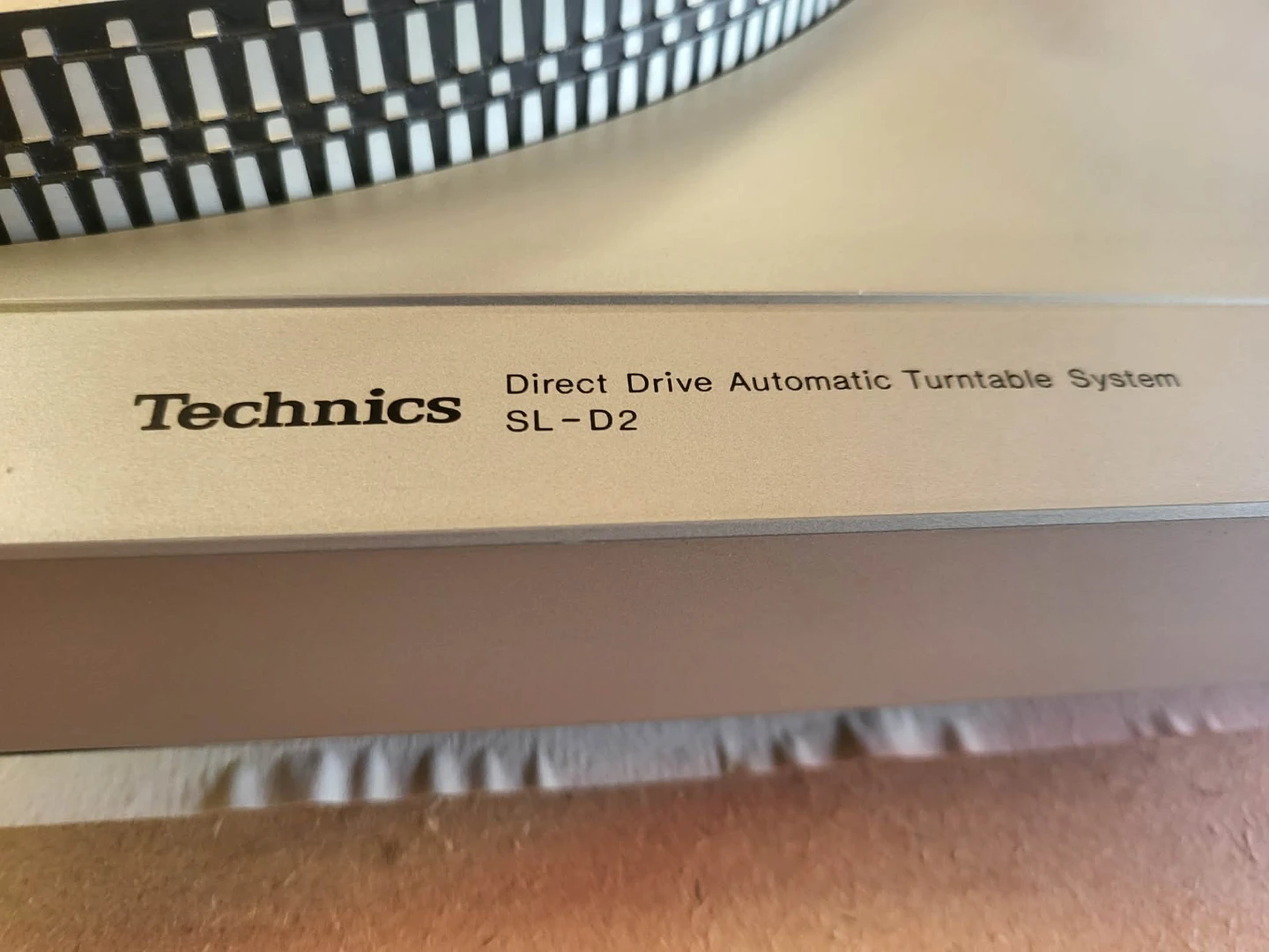 Technics SL-D2 Direct Drive Automatic Turntable System - photo 4