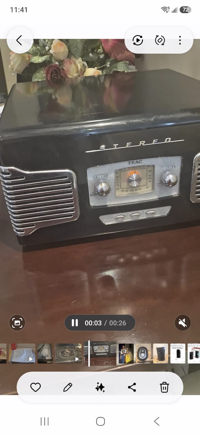 Antique radio - photo 2