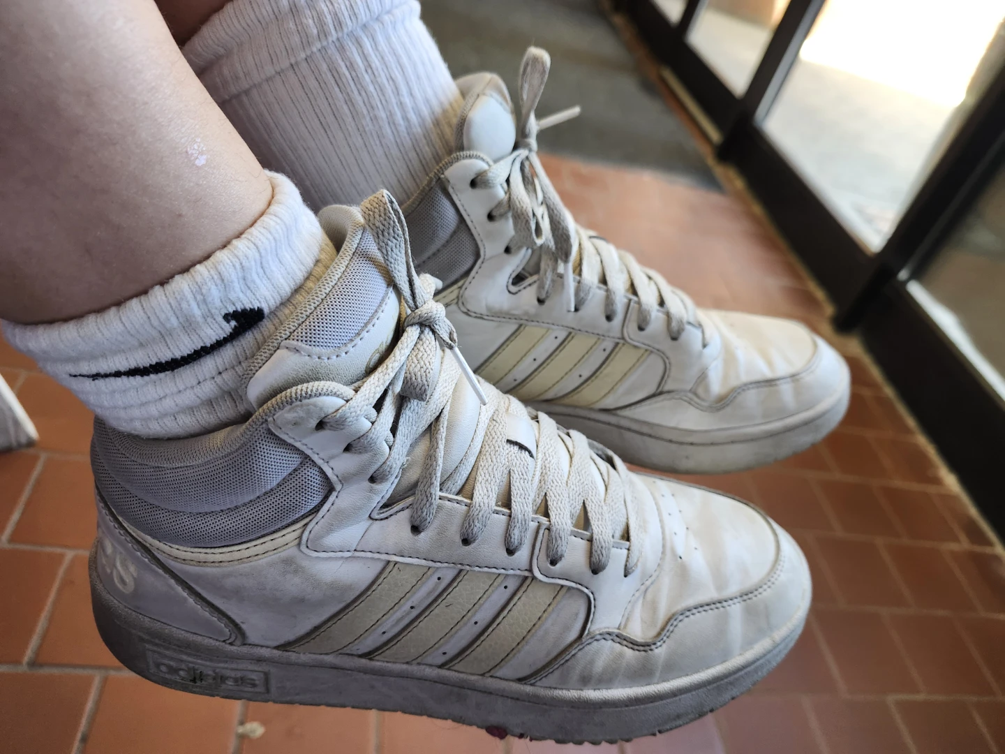 Women's White Adidas Sneakers Slightly Used