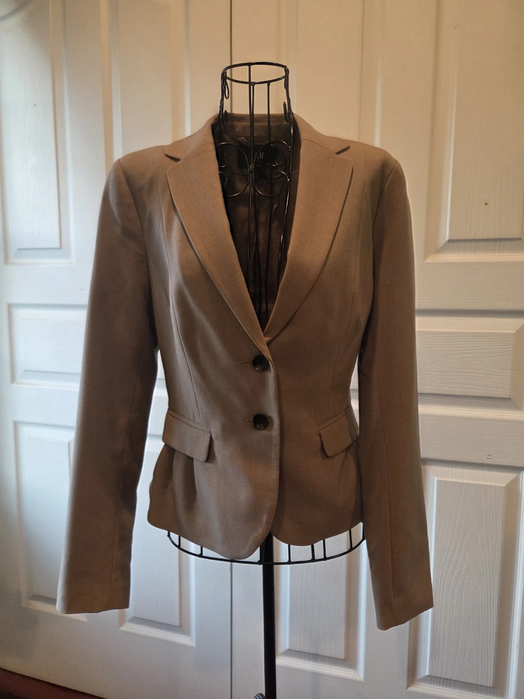 H&M Women's Tan Blazer Size US 6