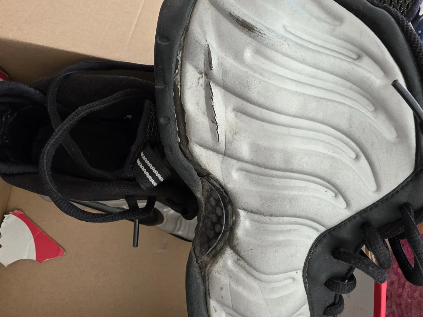 Nike Air Foamposite pro size 11.5 US - photo 4