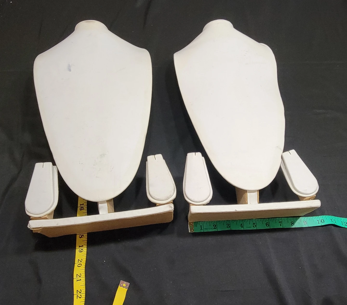 2 White Necklace and Earring Display Busts ⚽ - photo 4