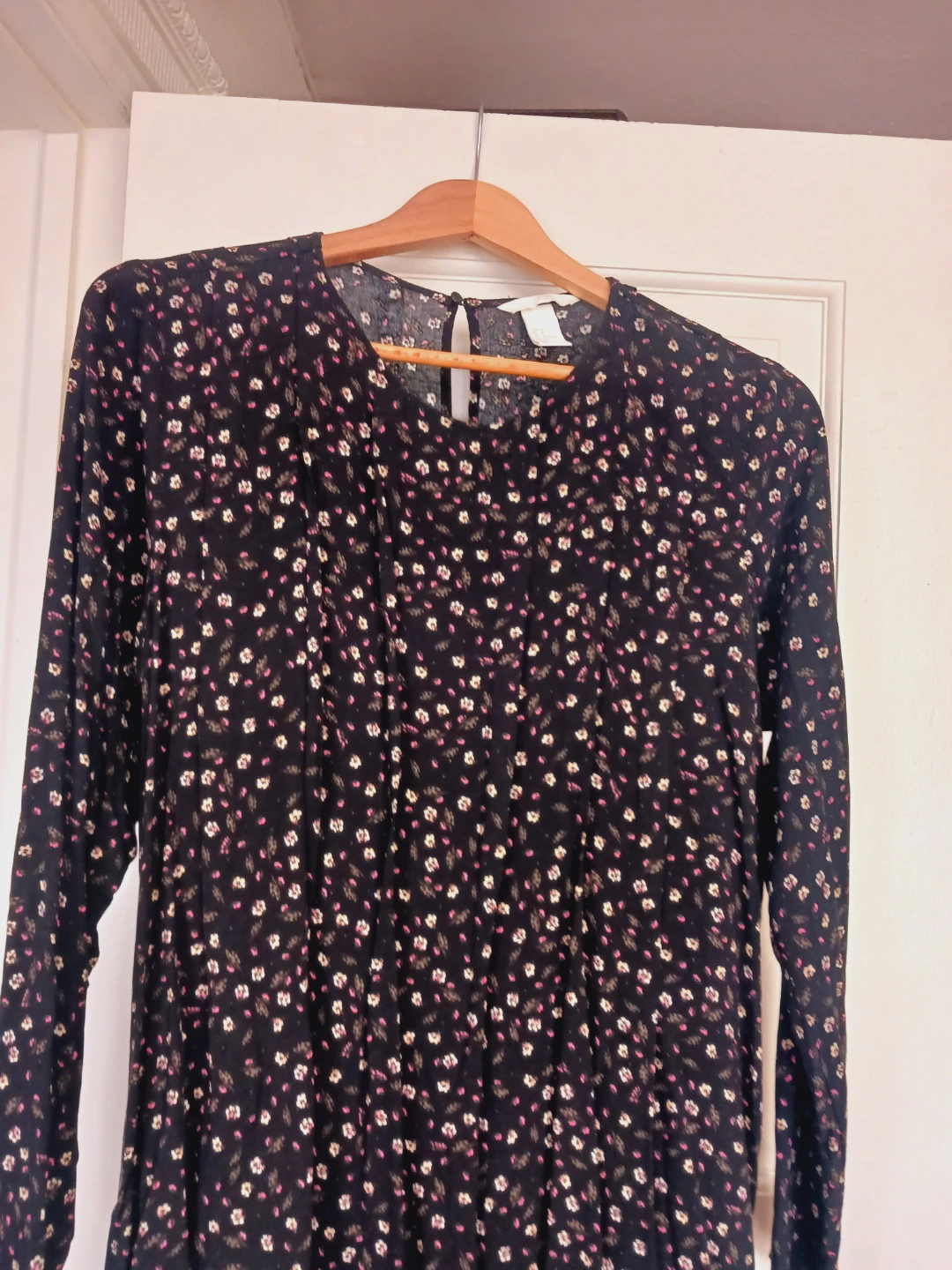 New !! H&M Floral Print Dress with Long Sleeves 14.