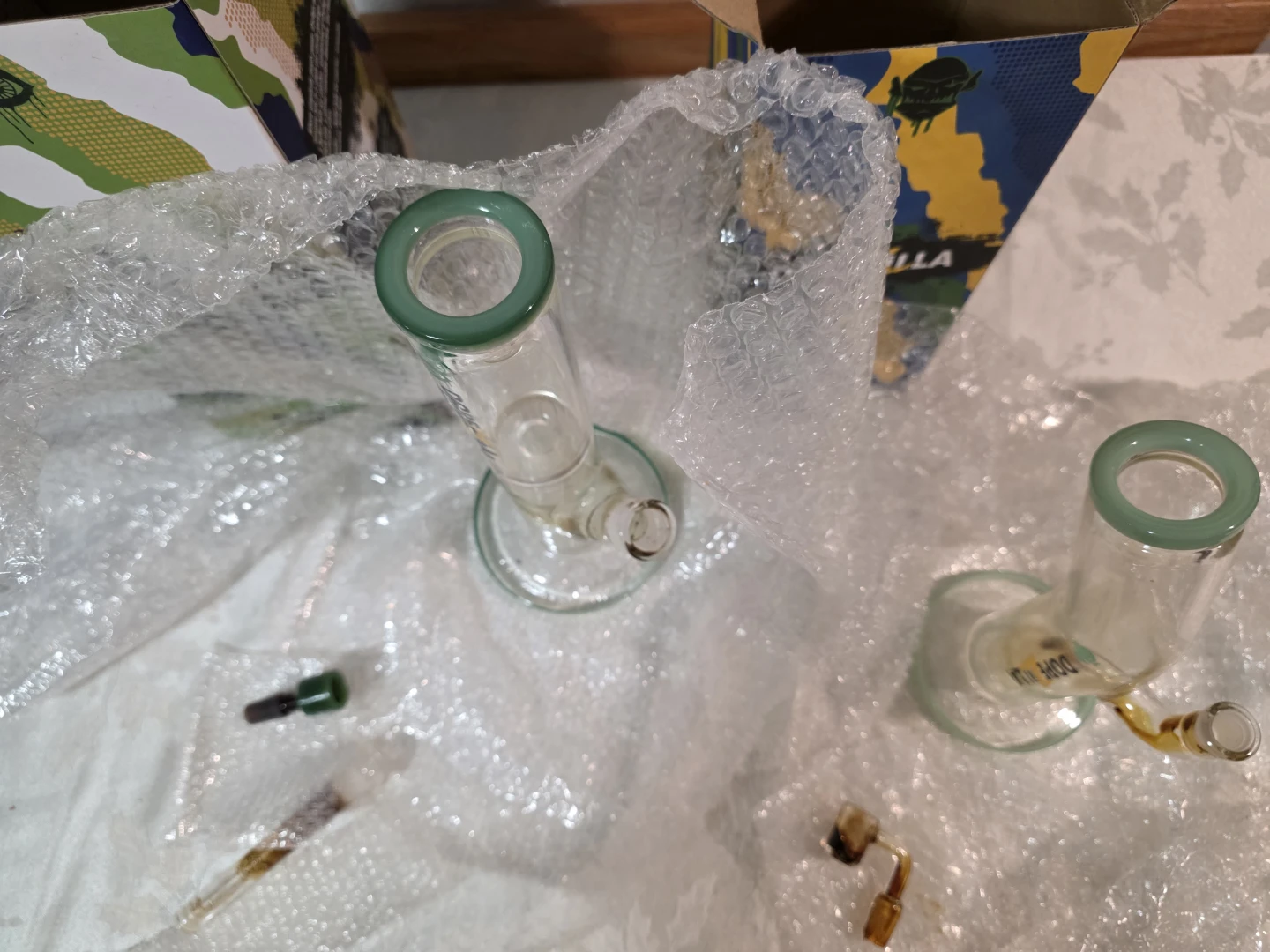 2x Dopezilla Glass Bong Set with Formula 420 Cleaner - photo 4