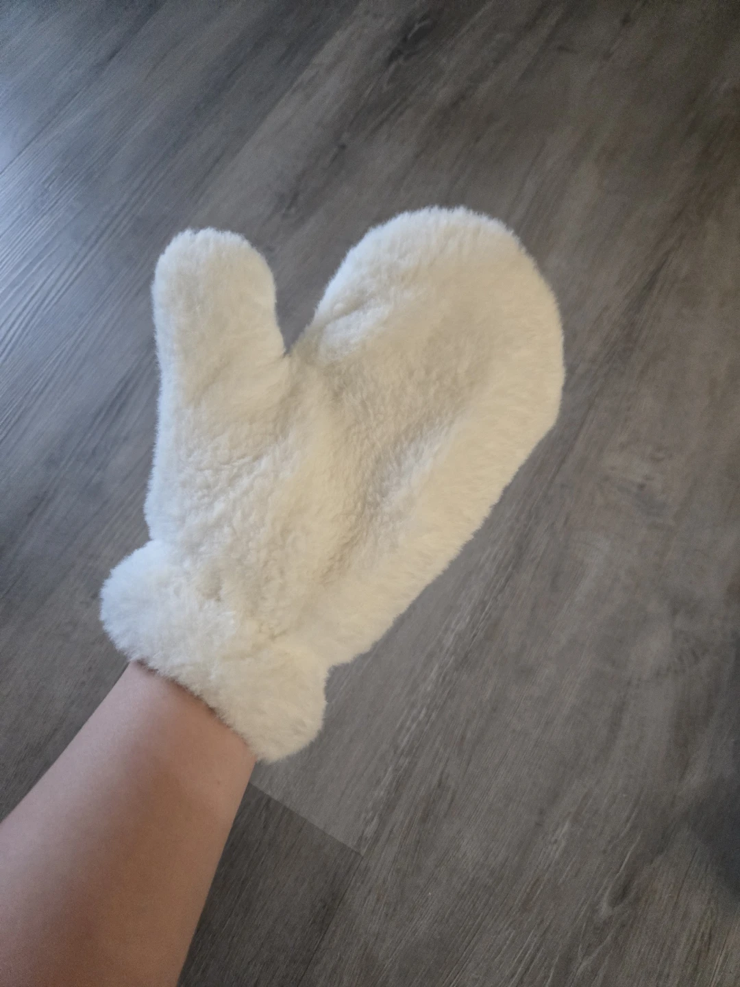 White Fuzzy Mittens - photo 3