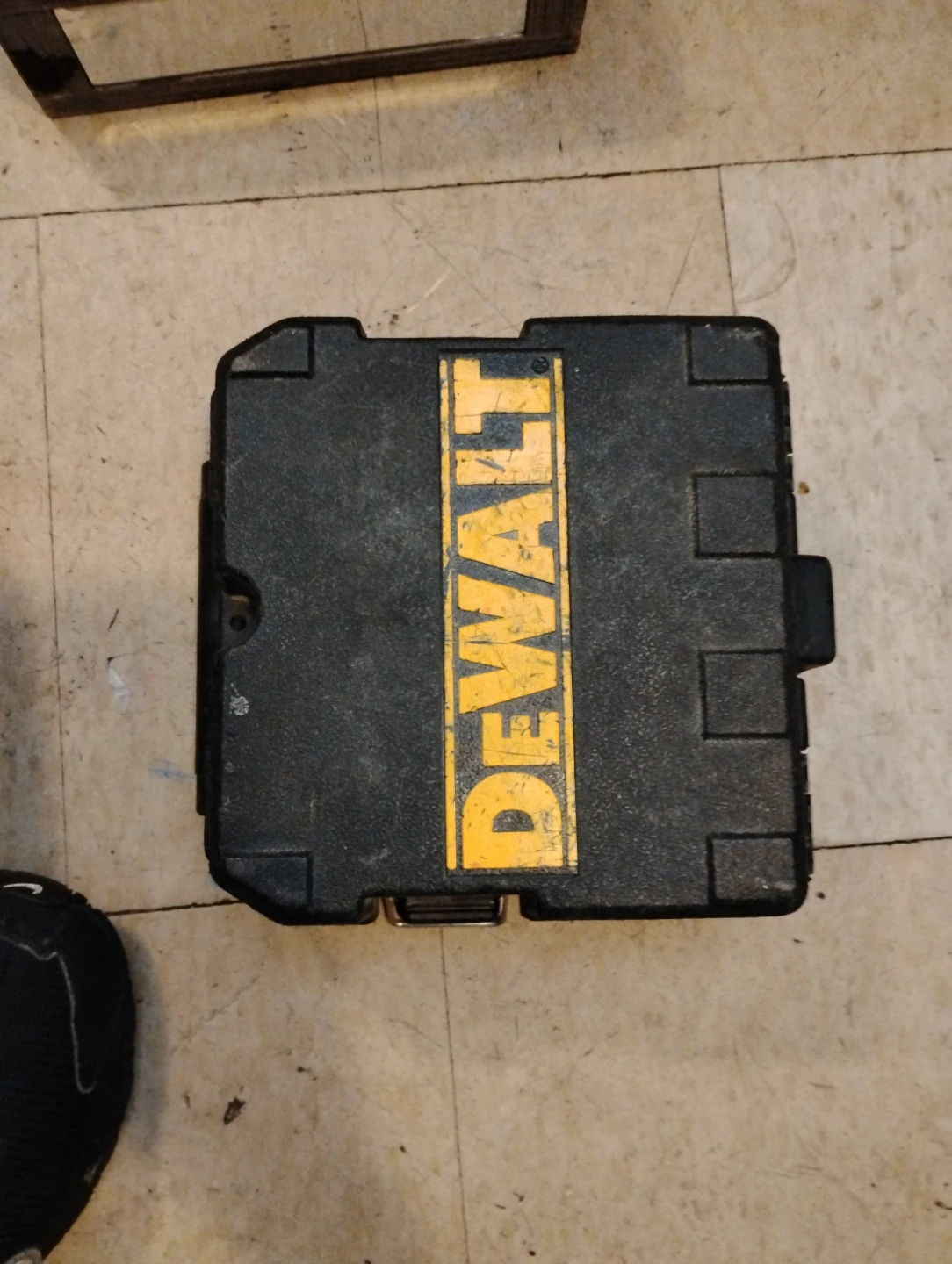 DeWalt Laser Chalk Line Generator - photo 2