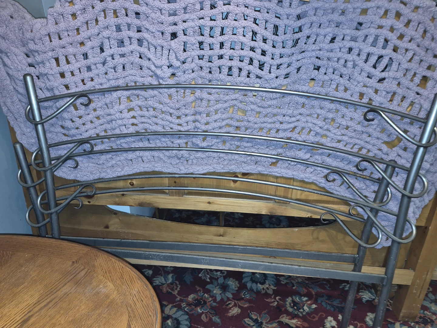 Metal Headboard and Footboard - photo 3
