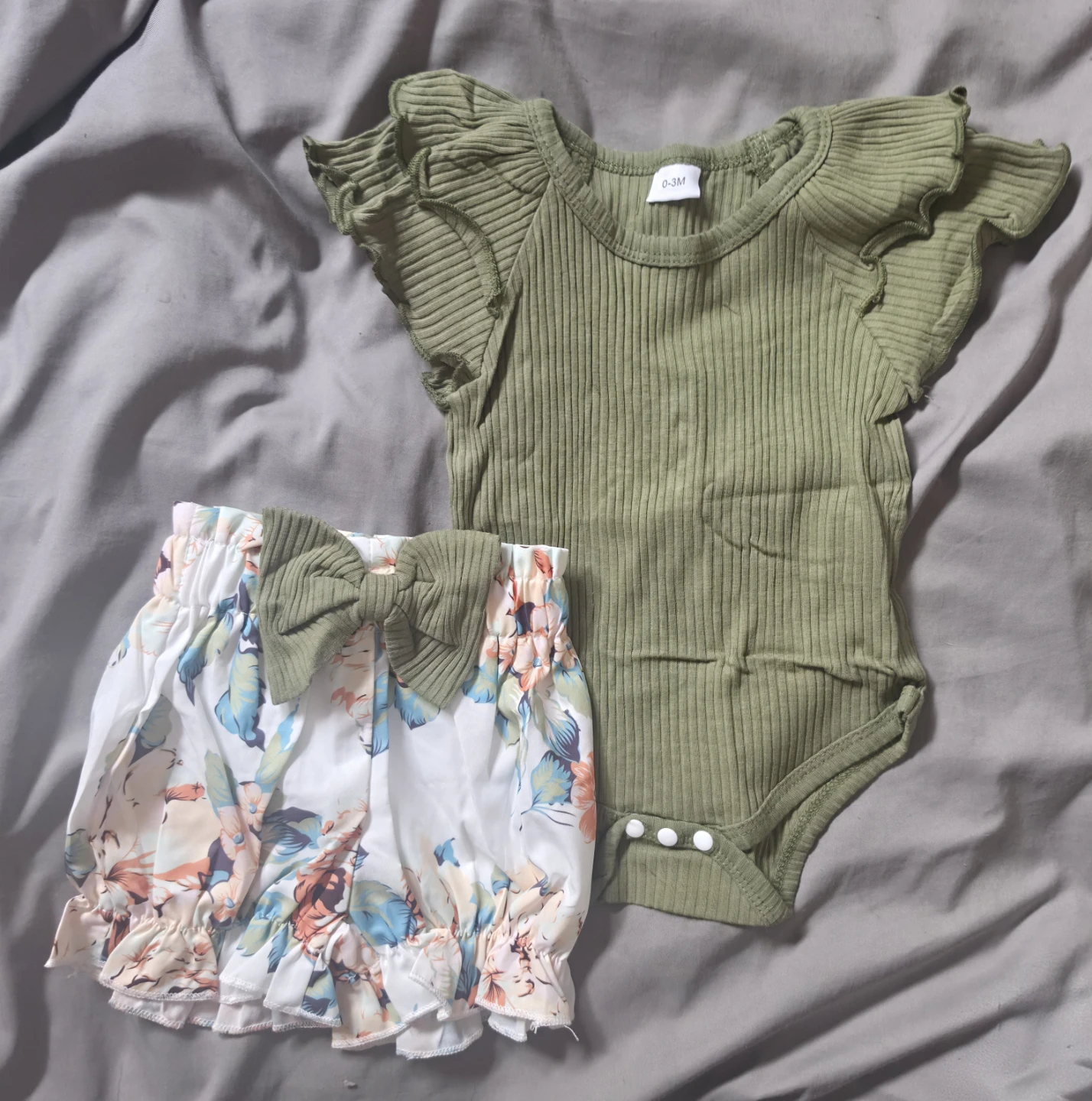 Baby Girl Outfit - Green Bodysuit & Floral Shorts