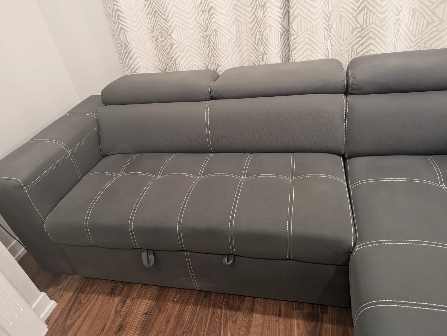 L Shape Sectional Sofa with Pullout Bed. - photo 3