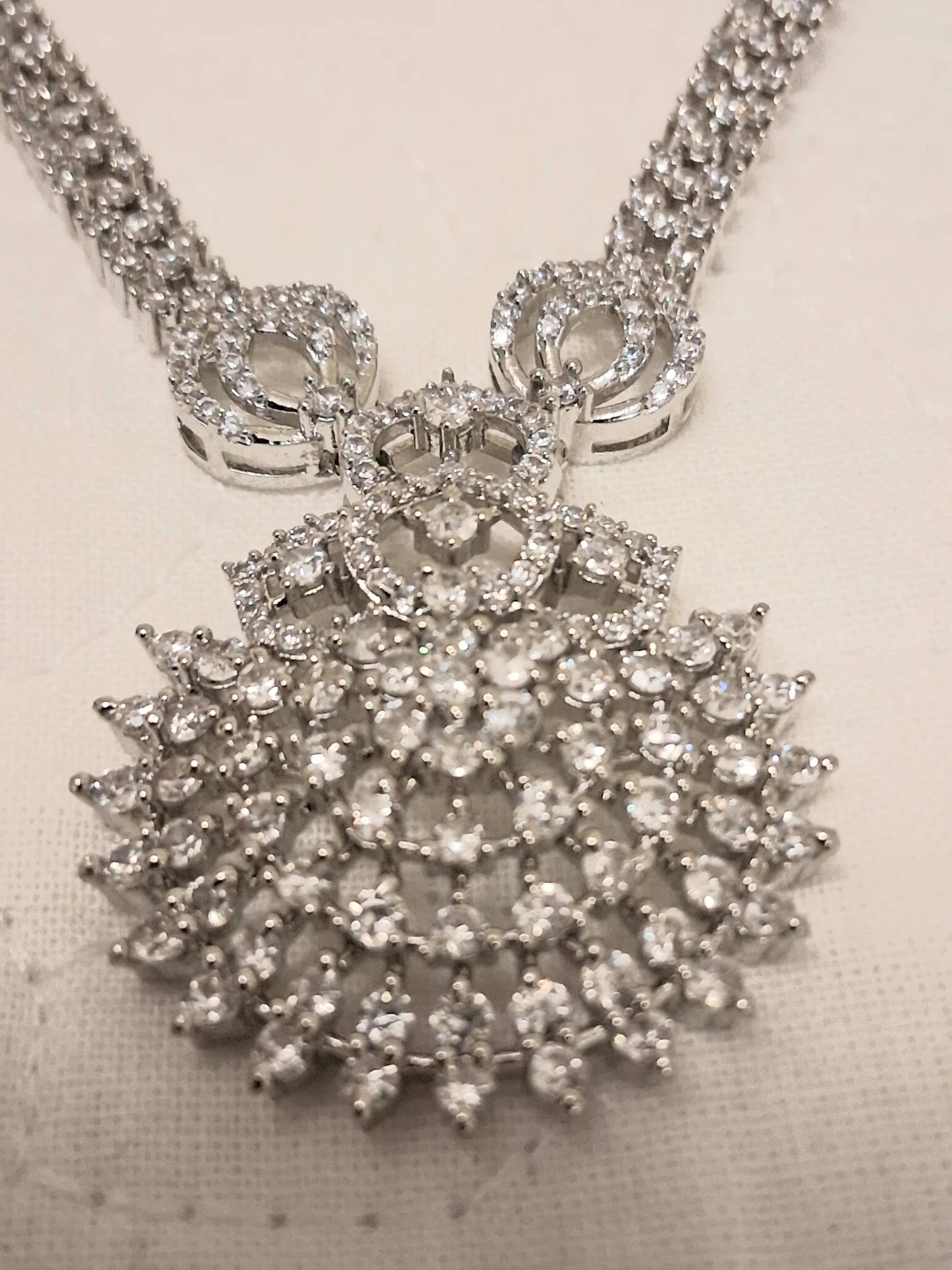SILVER CRYSTAL PENDANT NECKLACE AND EARRING SET - photo 2