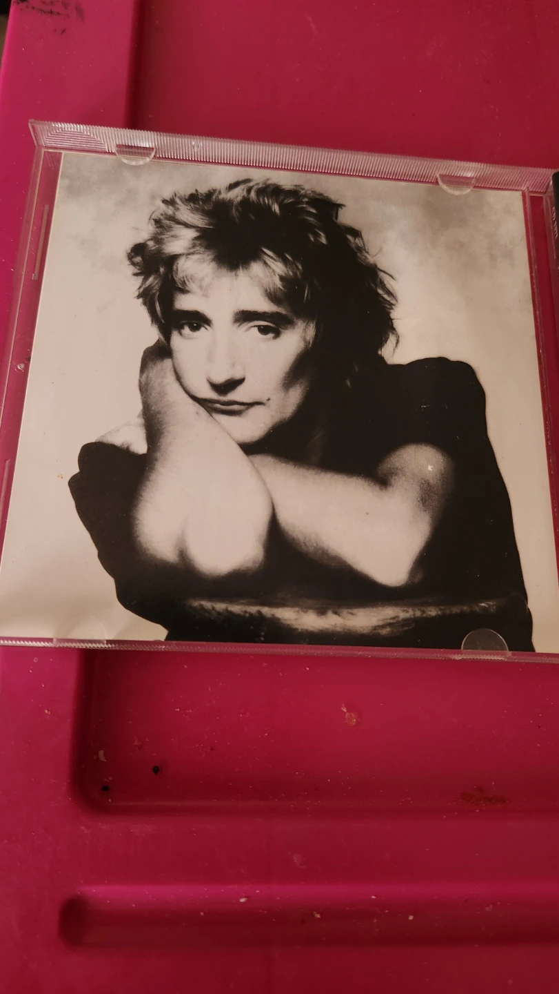 ⚽ Rod Stewart Greatest Hits CD - photo 3