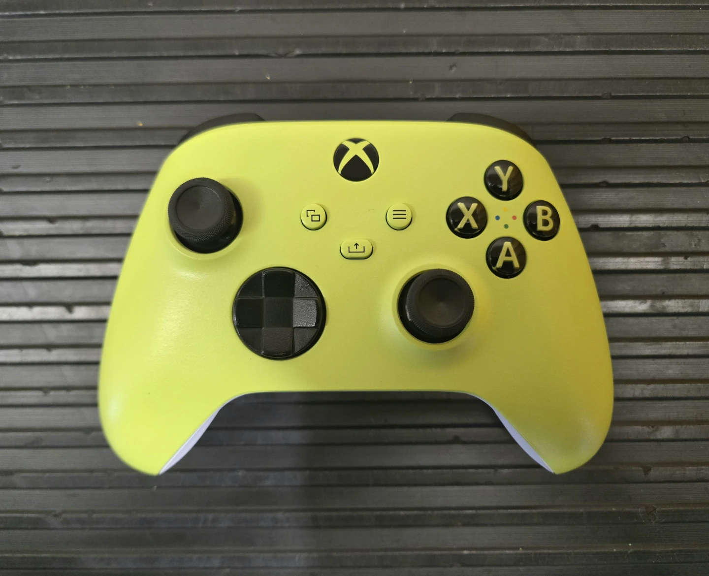 XBOX SERIES X|S VELOCITY GREEN CONTROLLER