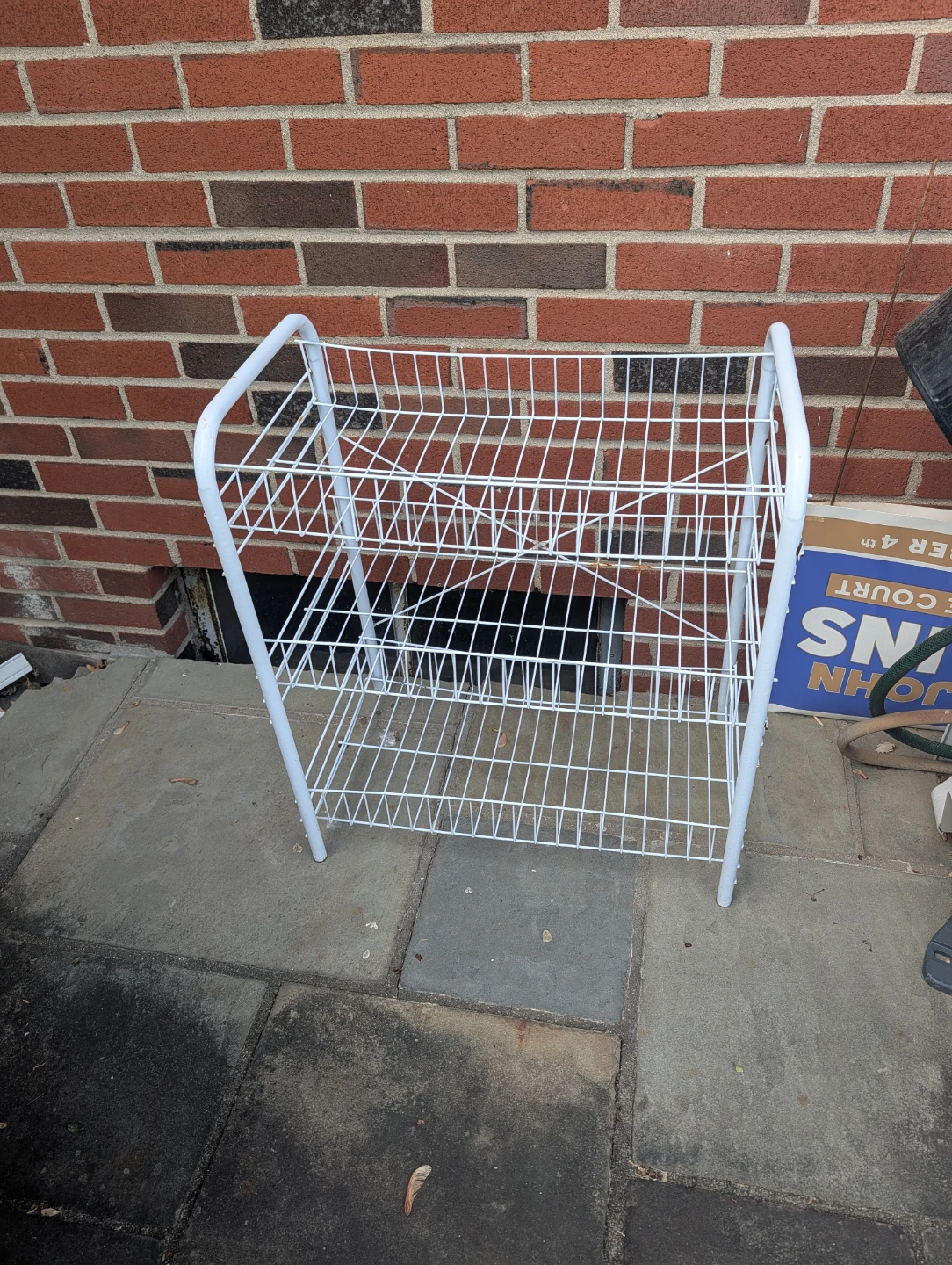 White Wire 3-Tier Shelving Unit