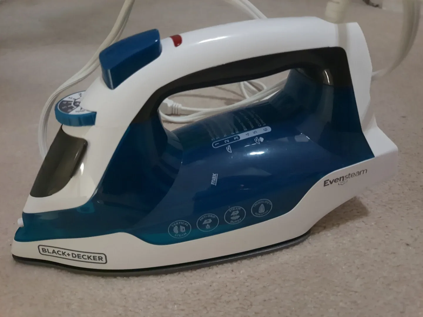 Black+Decker Evensteam Iron