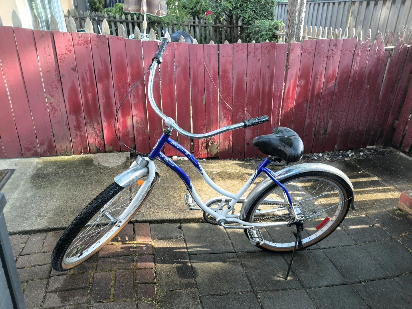 Schwinn Cruiser Bike - photo 2