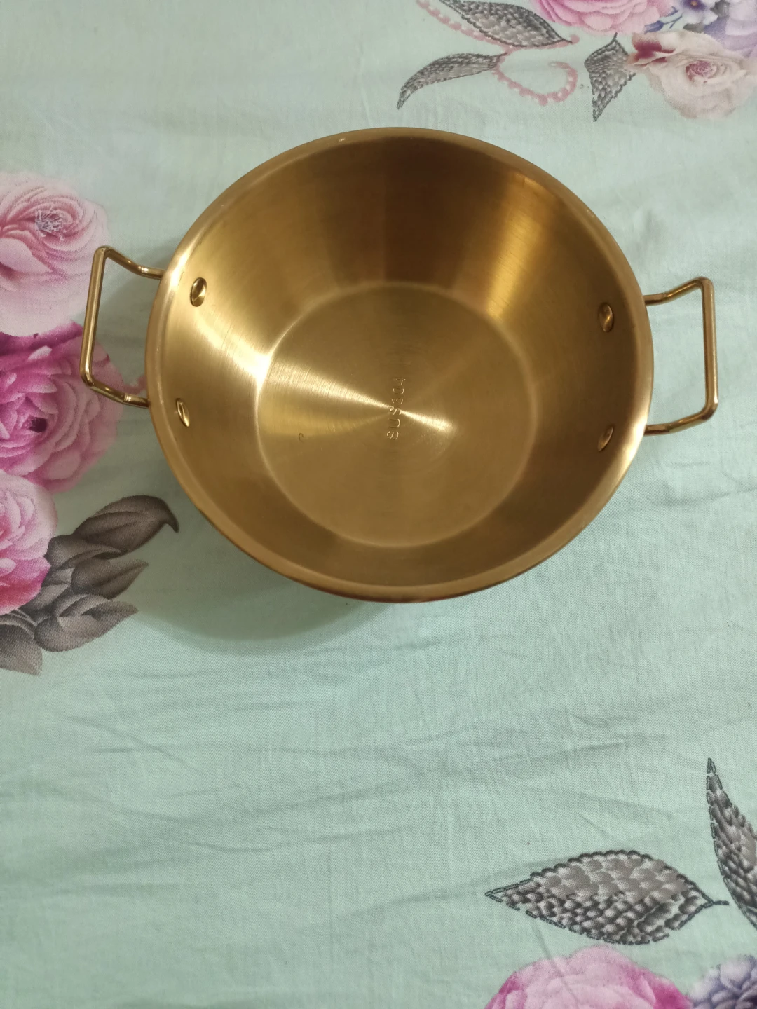 Gold Stainless Steel Bowl with Handles⚽