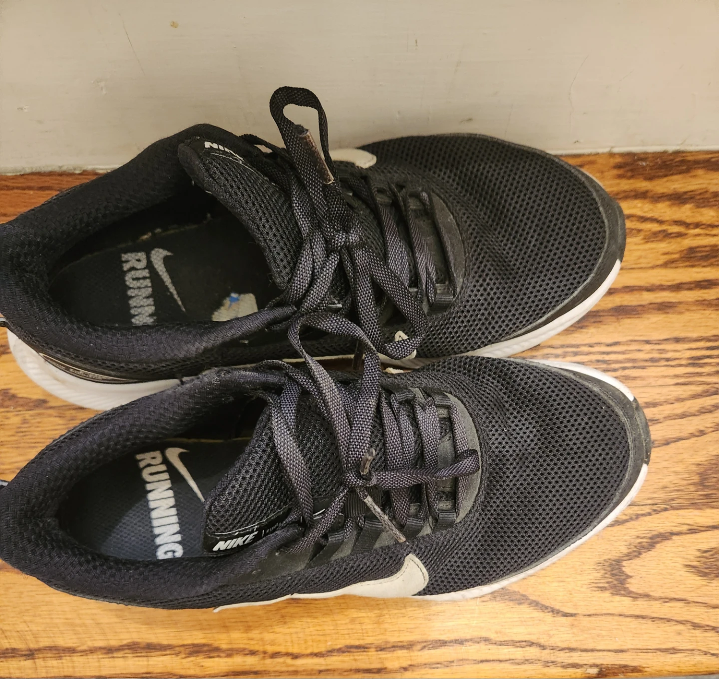 Women's Nike Running Shoes - photo 5