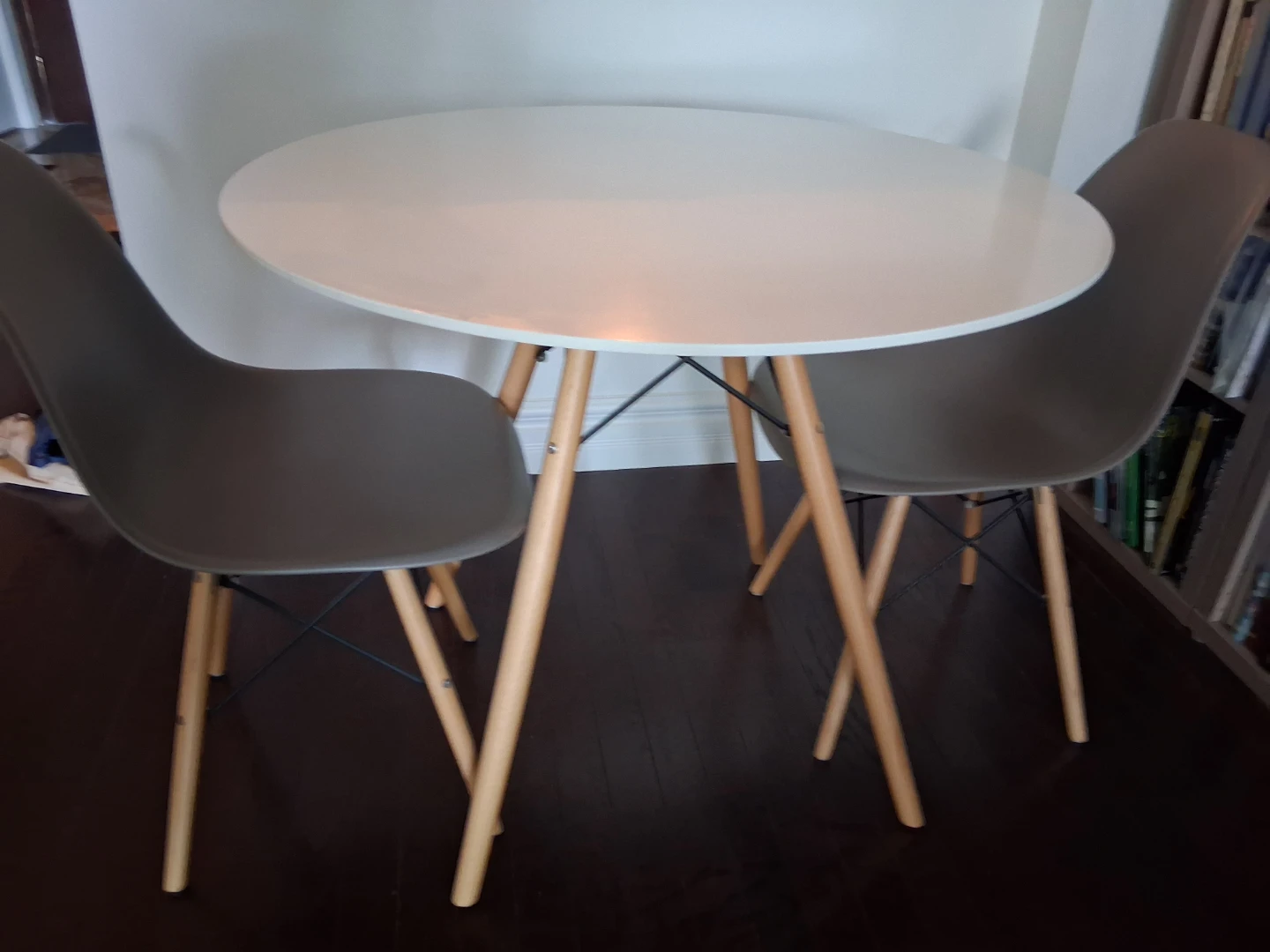 Structube Eiffel round lacquered table w/ matching chairs