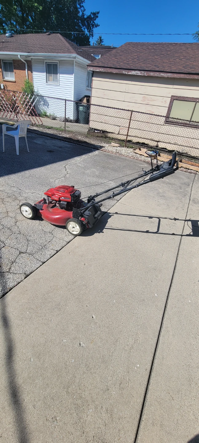 Toro Recycler Mower - photo 3