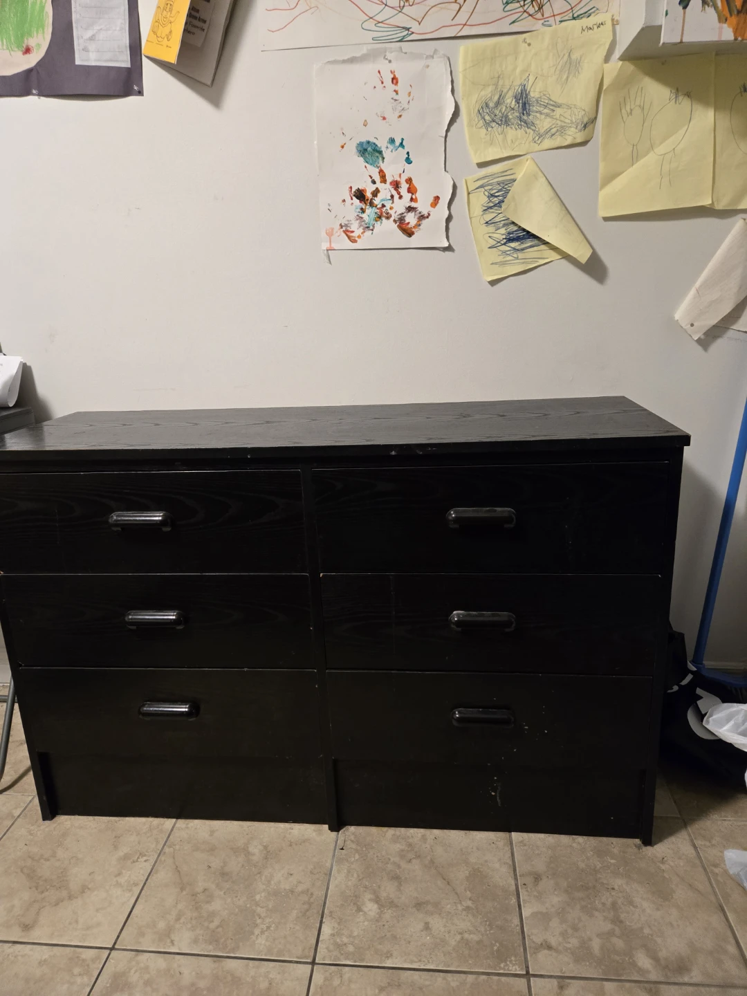 Black 6-Drawer Dresser