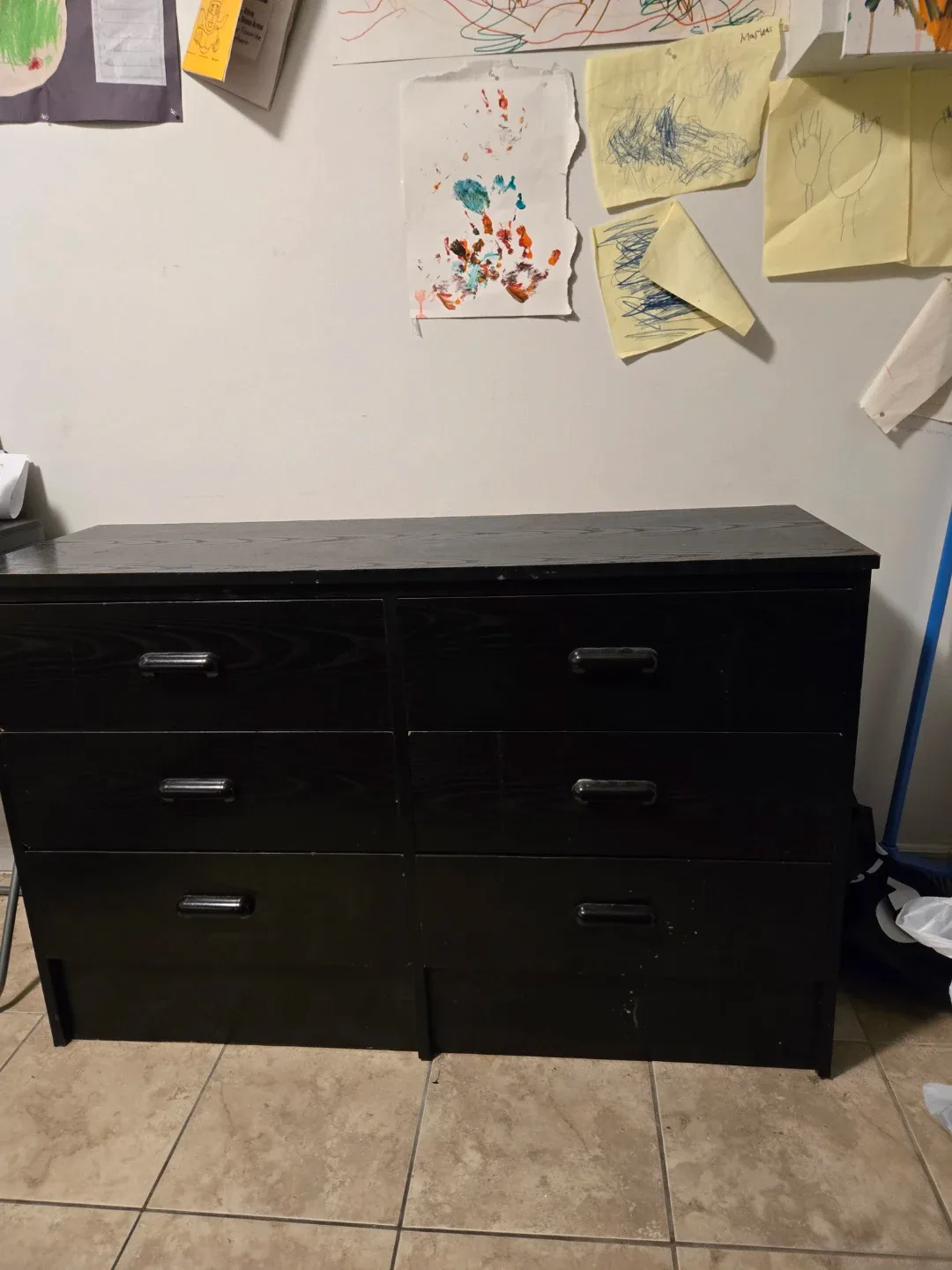 Black 6-Drawer Dresser