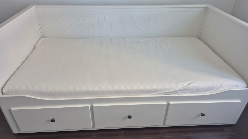 IKEA HEMNES Daybed with 3 Drawers