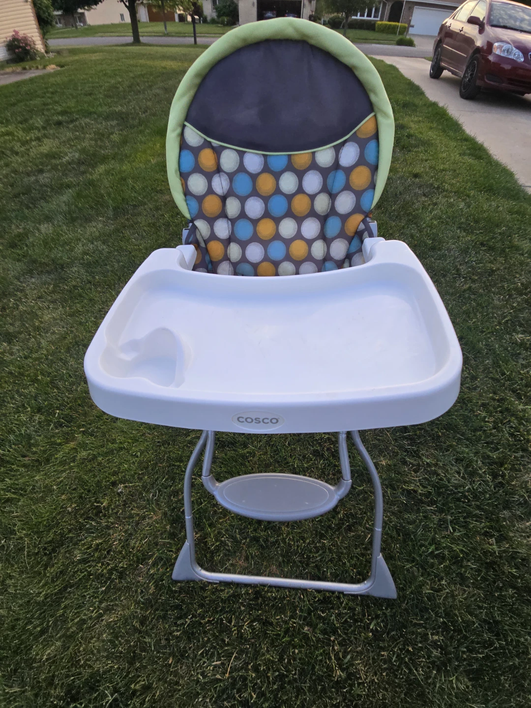 Cosco High Chair - photo 3