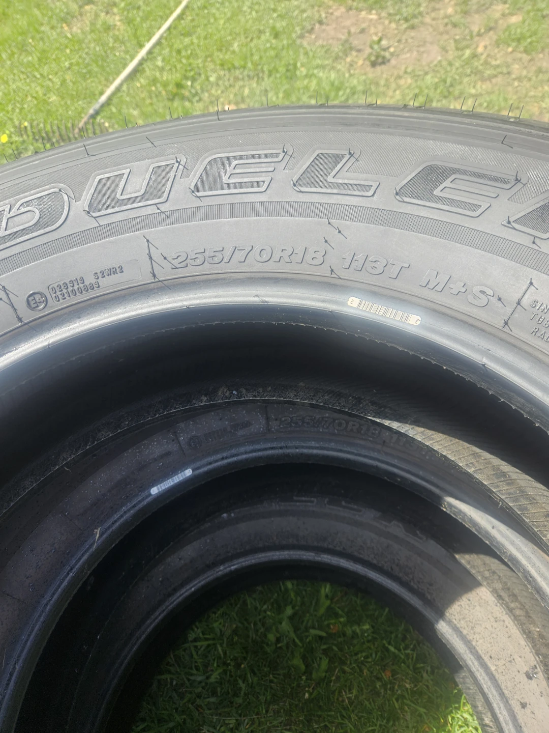Bridgestone Dueler Tires (4) 255/70R18 - photo 3