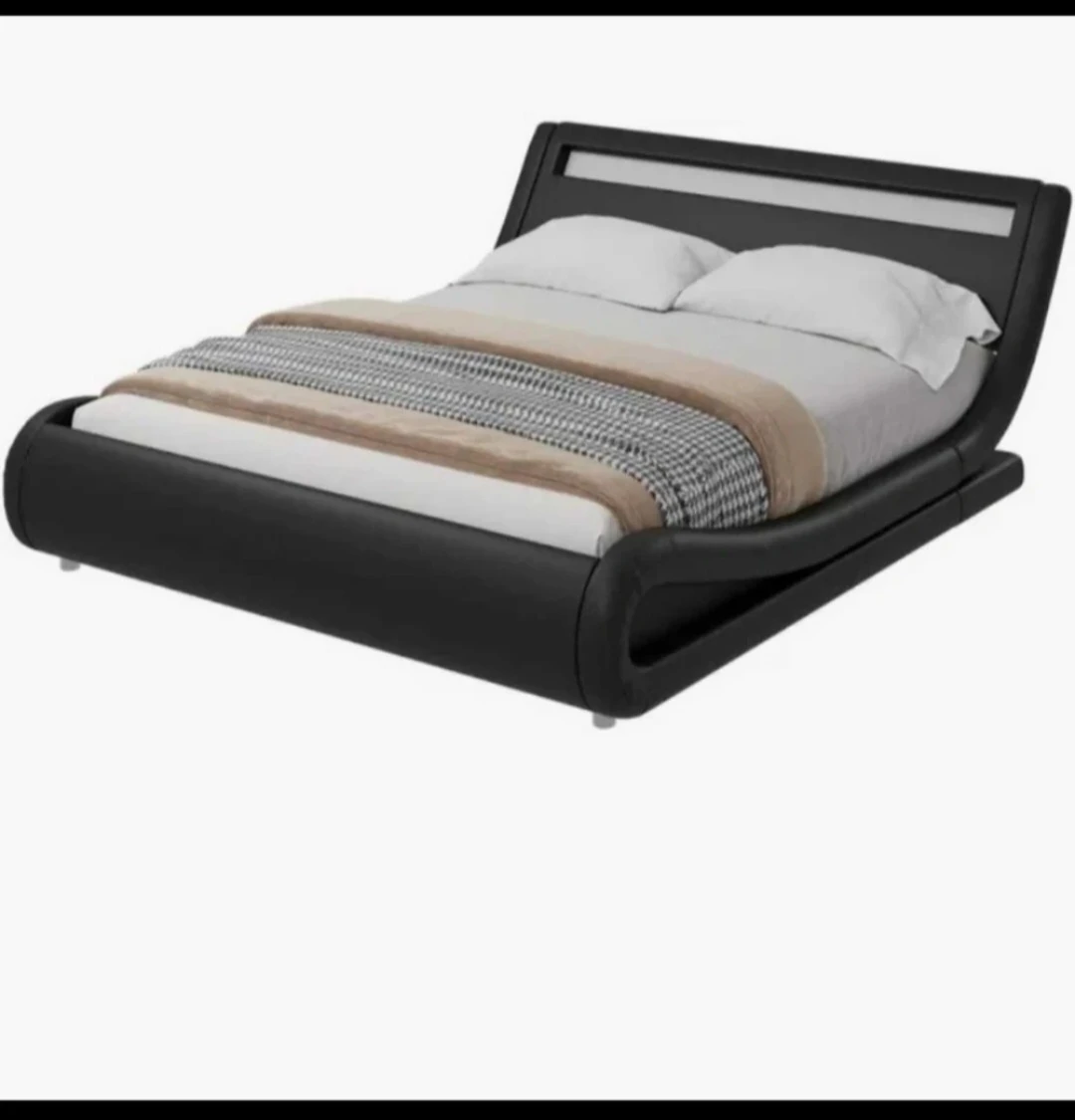 Clean Queen Bed