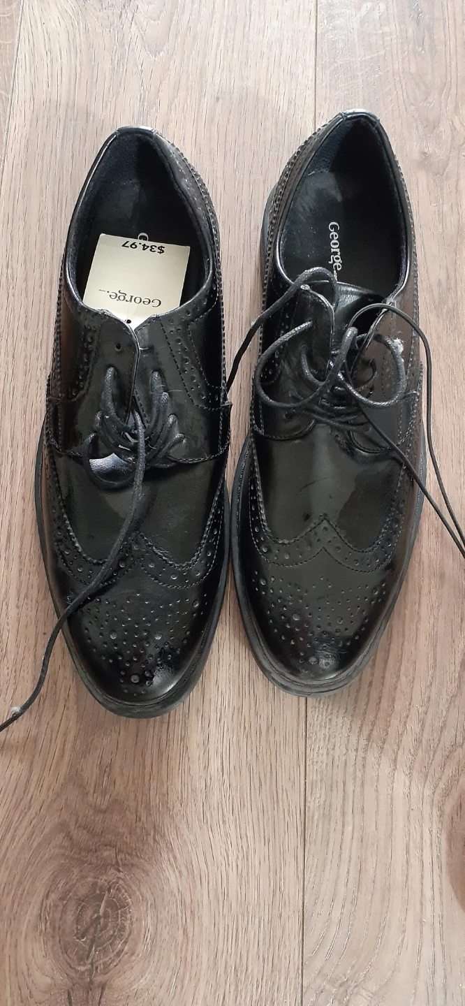 George Black Wingtip Dress Shoes